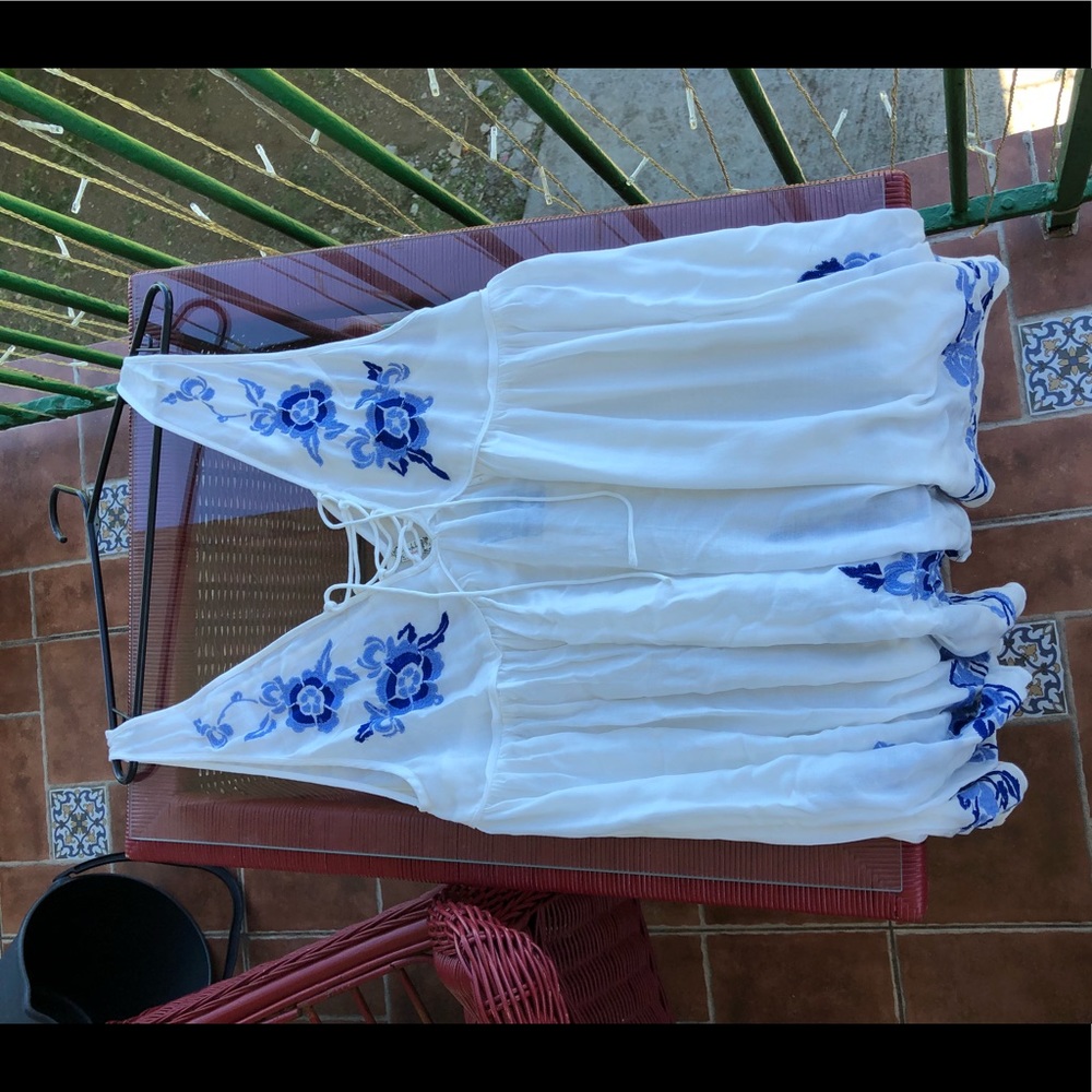Free people white embroidered dress size small